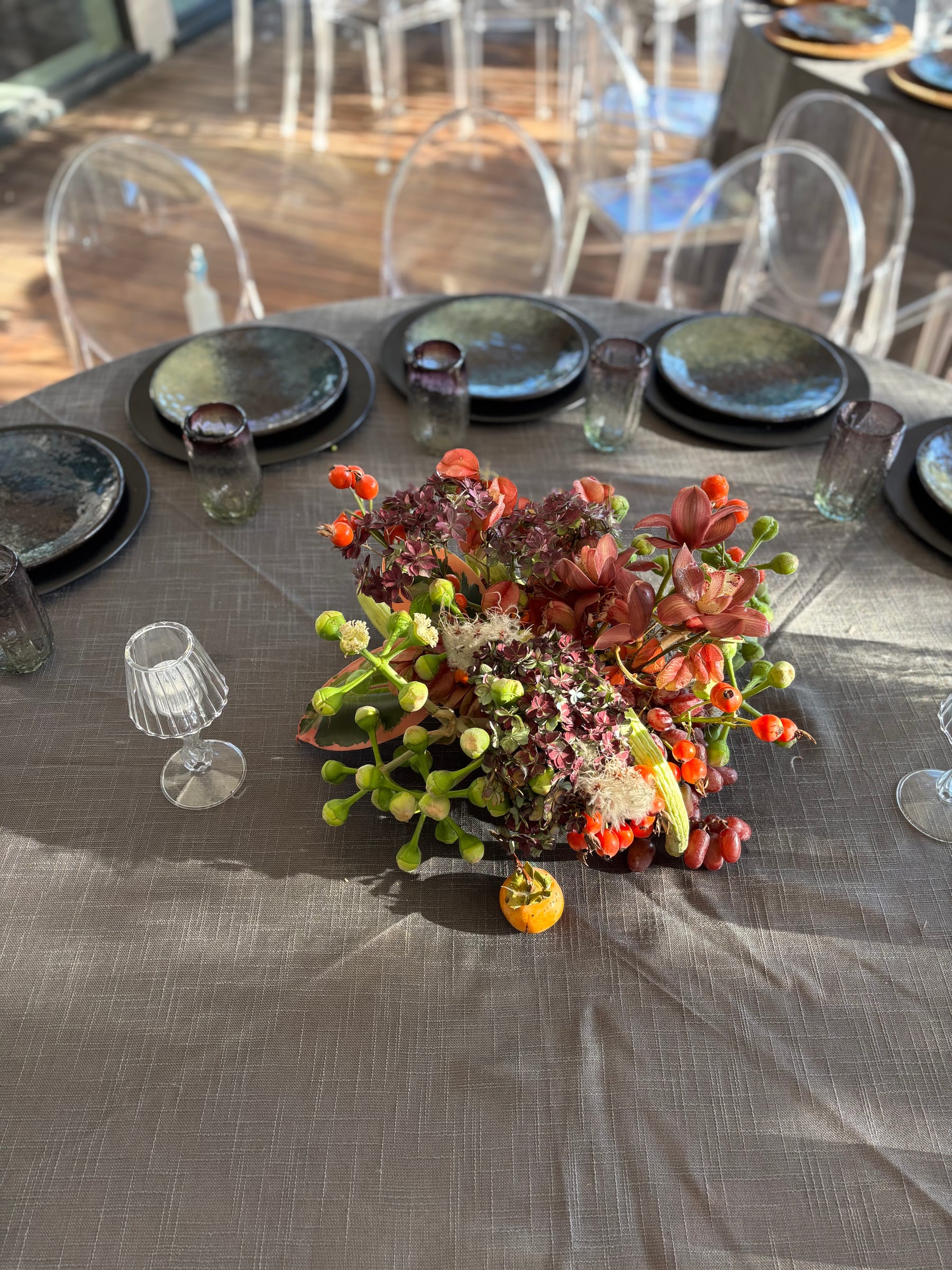 Seasonal floral composition, studio