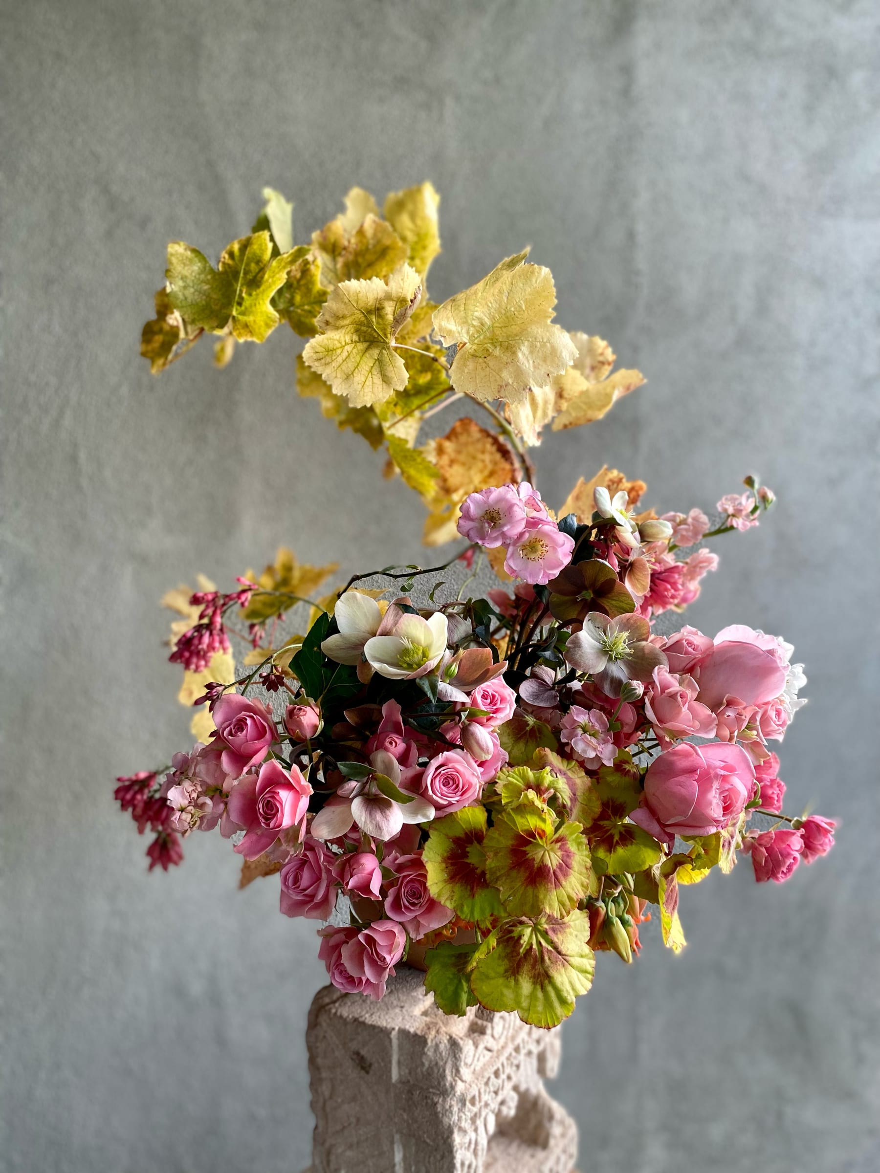 Sculptural pink gold arrangement