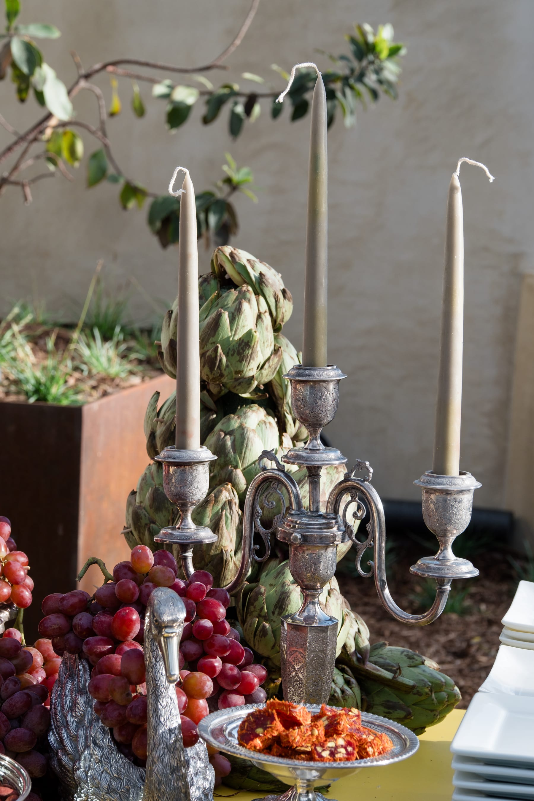 Candlelit fruit table styling